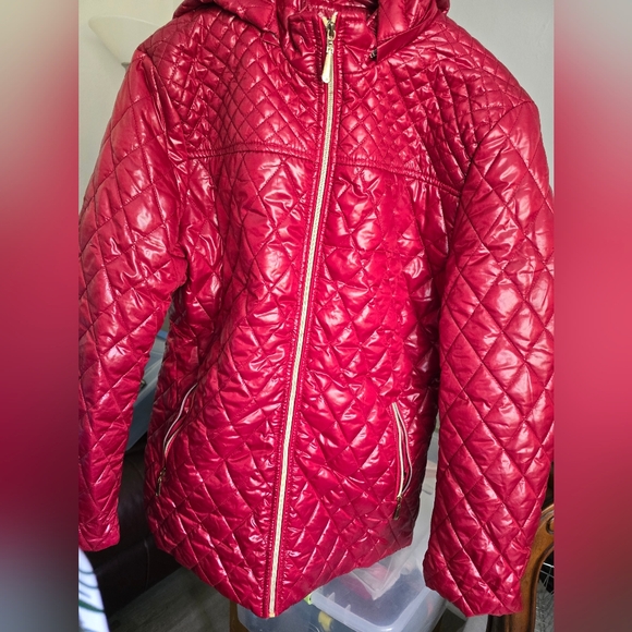 White Mark Quilted Red Puffer Jacket With Removeable Hood 1XL - Picture 2 of 5